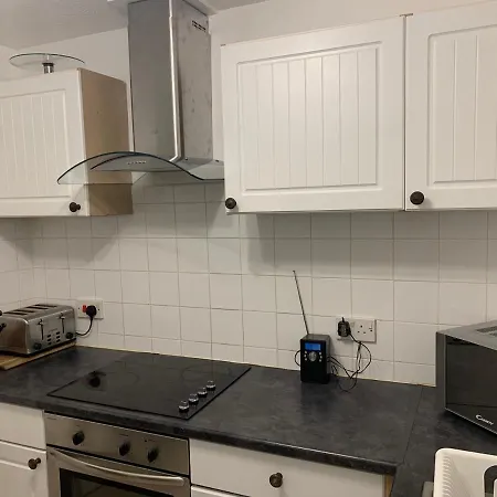 Monkbridge Centre With Parking *