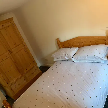 Monkbridge Centre With Parking